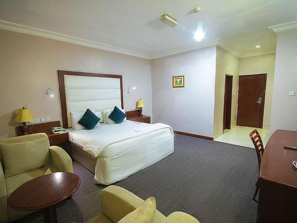 Denis Hotel Abuja Mobushipe Oda fotoğraf