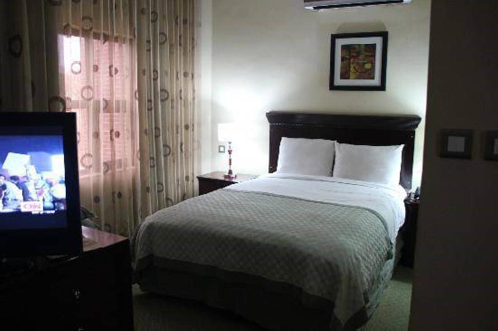 Denis Hotel Abuja Mobushipe Oda fotoğraf