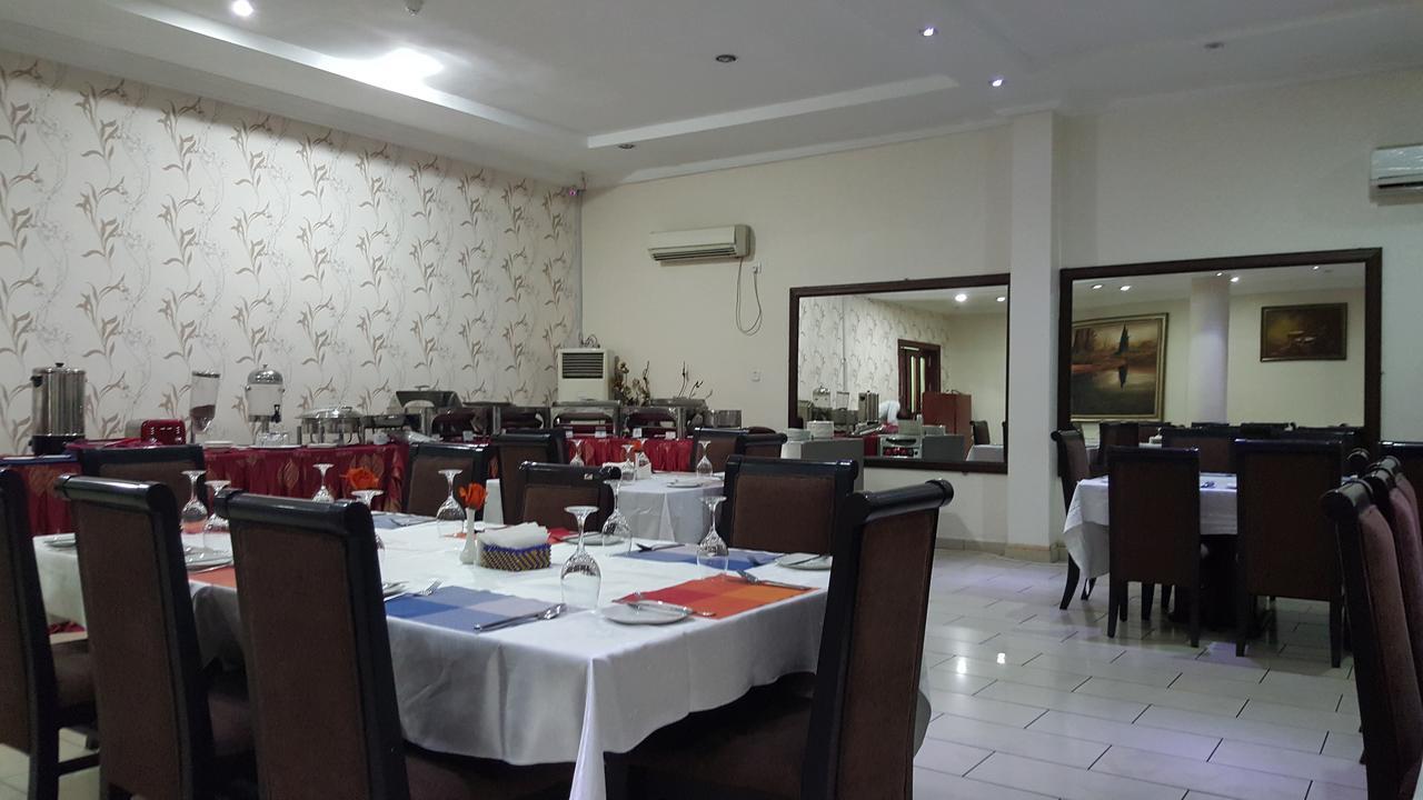 Denis Hotel Abuja Mobushipe Dış mekan fotoğraf